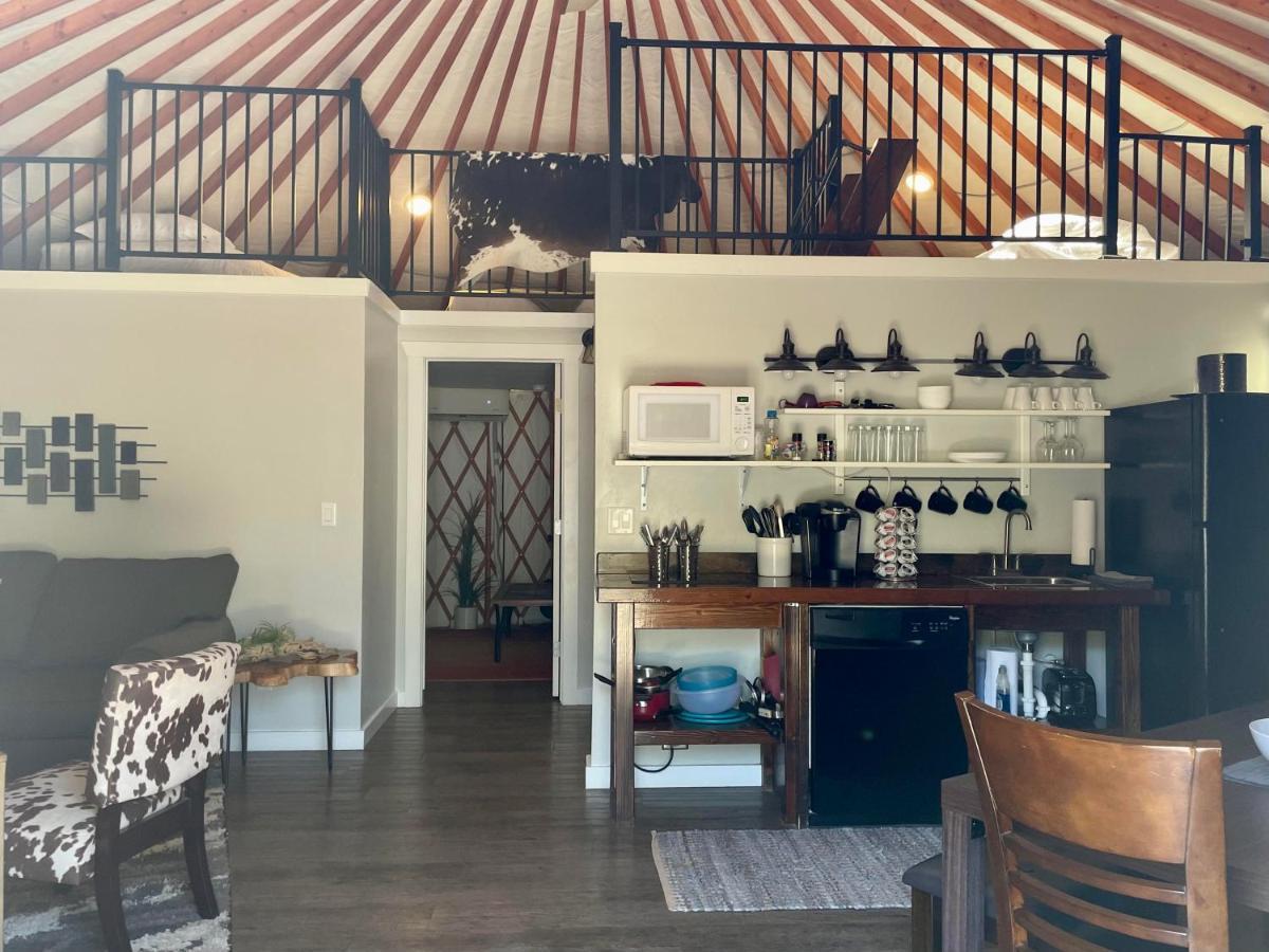 Escalante Yurts - Luxury Lodging المظهر الخارجي الصورة