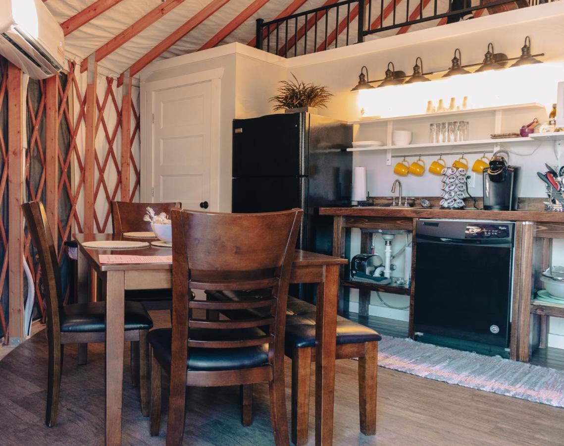 Escalante Yurts - Luxury Lodging المظهر الخارجي الصورة