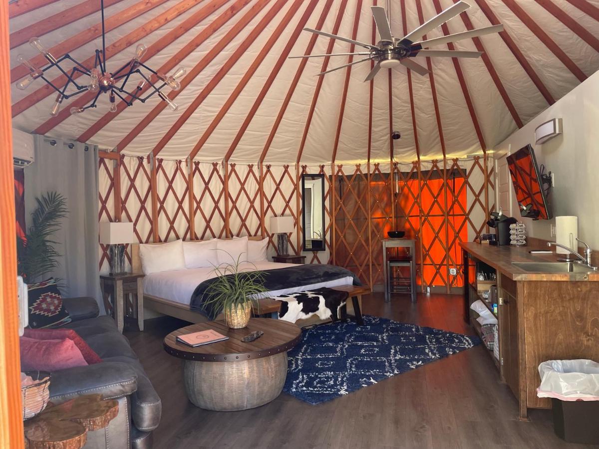 Escalante Yurts - Luxury Lodging المظهر الخارجي الصورة