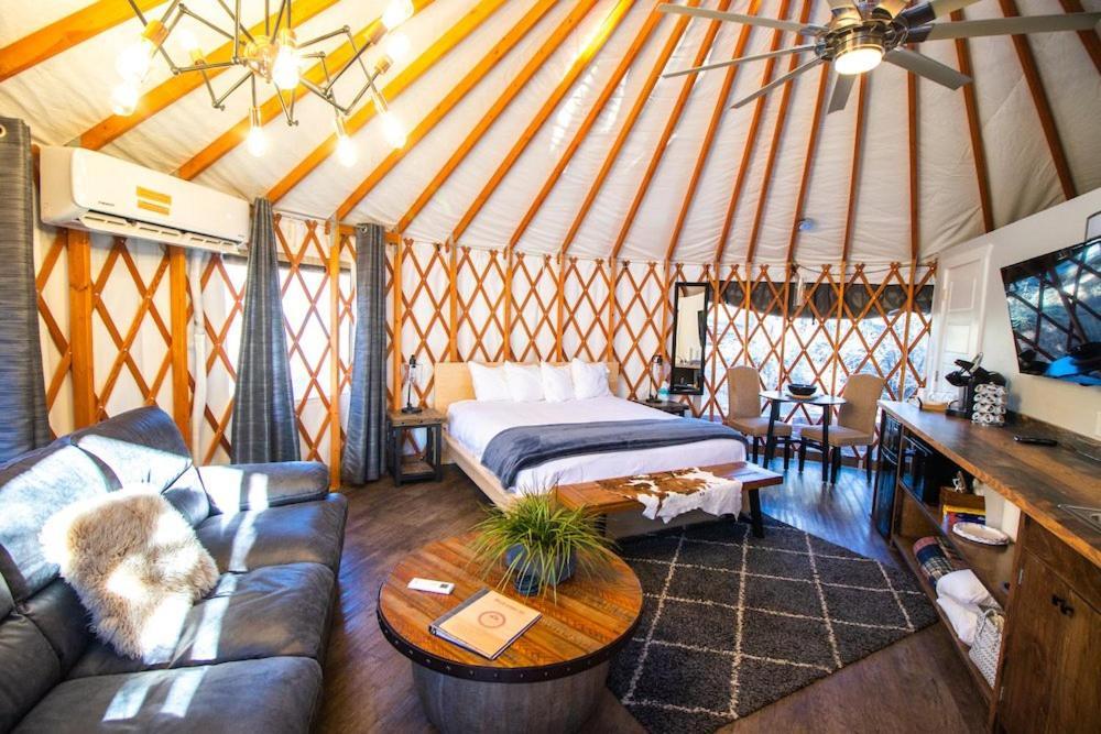 Escalante Yurts - Luxury Lodging المظهر الخارجي الصورة